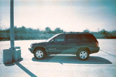 http://www.2carpros.com/forum/automotive_pictures/126893_2000_grand_cherokee_1.jpg