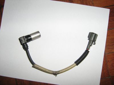 http://www.2carpros.com/forum/automotive_pictures/213139_sensor_1.jpg