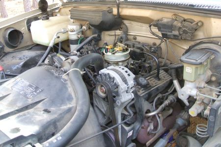 http://www.2carpros.com/forum/automotive_pictures/46392_1990_GMC_Motor_View_1.jpg