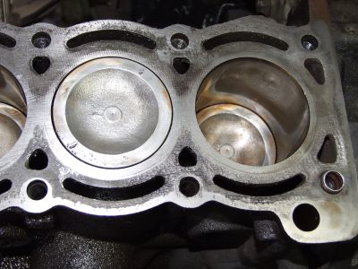 http://www.2carpros.com/forum/automotive_pictures/573441_Bottom_Engine_Block_004_1.jpg