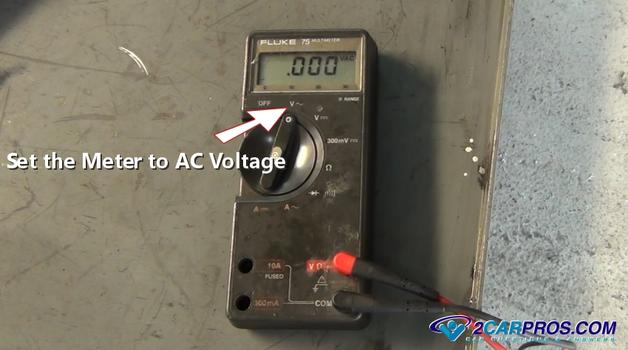 voltmeter set to ac voltage