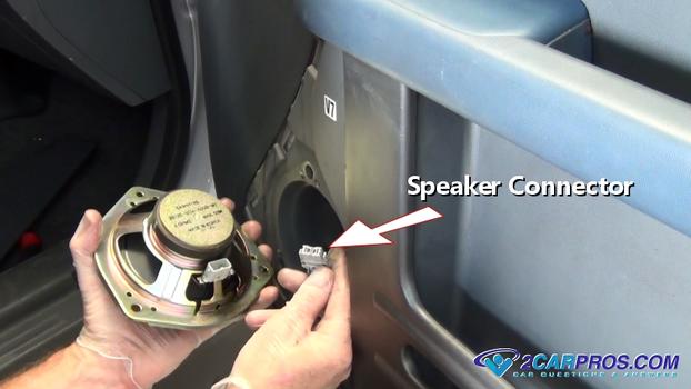 disconnect speaker wiring connector