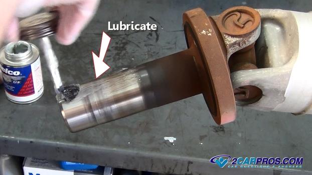 lubricate drive shaft yoke