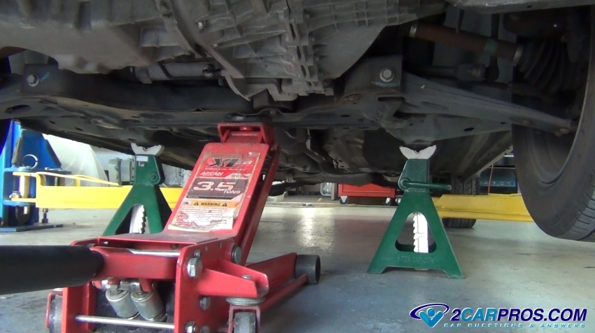 How to Use a Floor Jack On Your Car or Truck