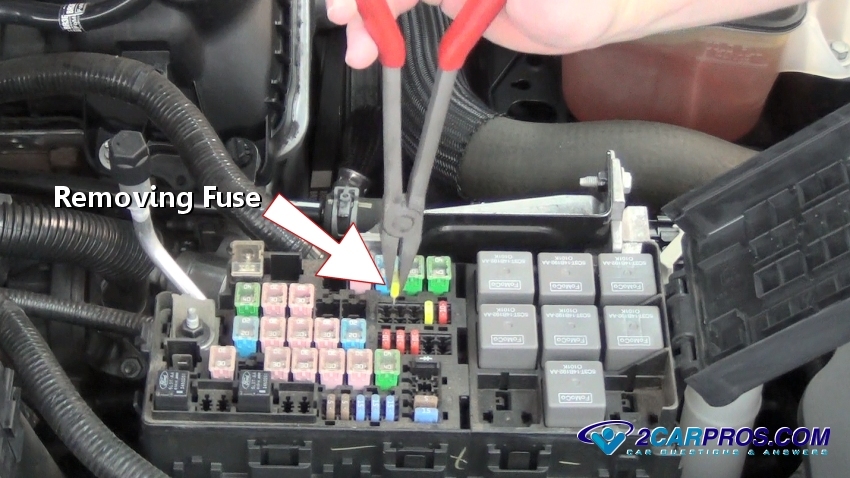 2004 nissan maxima brake light fuse