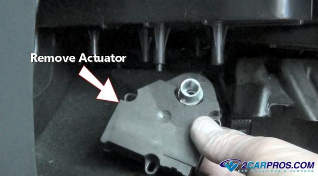 remove blend door actuator