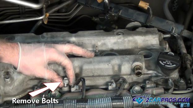 remove valve cover bolts