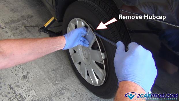 removing hubcap
