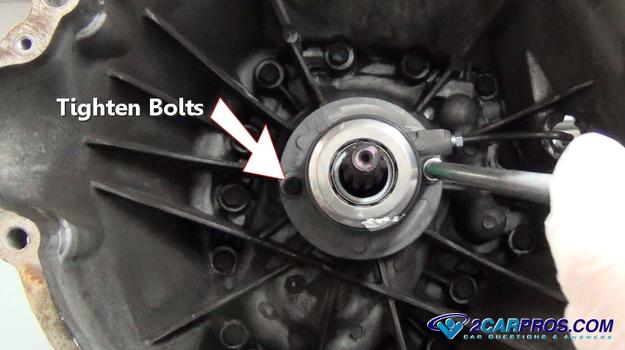 tighten throw out bearing secondary cylinder bolts