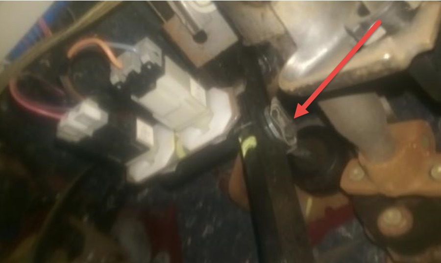 2008 Chevrolet Colorado Brake Light Switch Im Trying to Replace