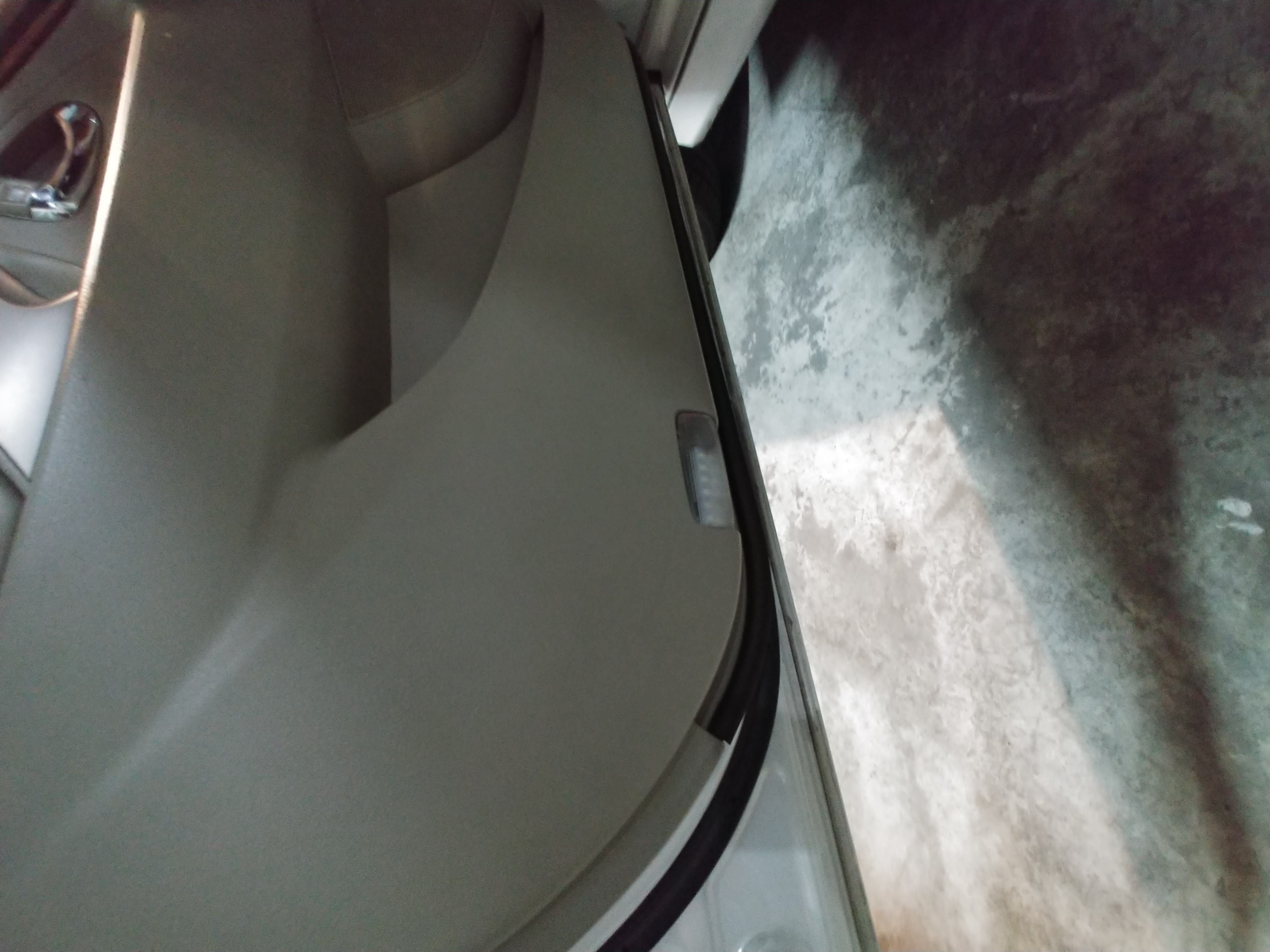 Door Light Not Working I've a Problem with One Side of