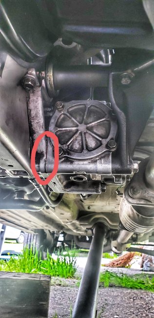 Transmission Leaking At The Transfer Case My Son And I Have