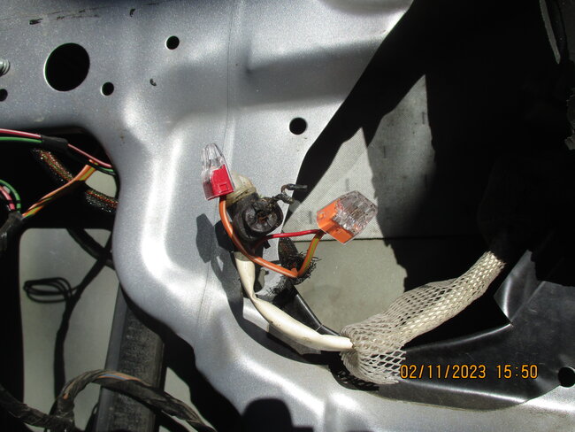 FRONT DRIVER WINDOW INTERMITTENTLY NOT WORKING visual data 5